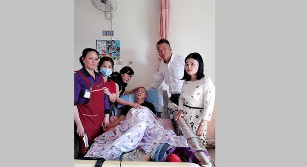 得癌越南看護，想回鄉看家人！上機前昏迷被拒登機